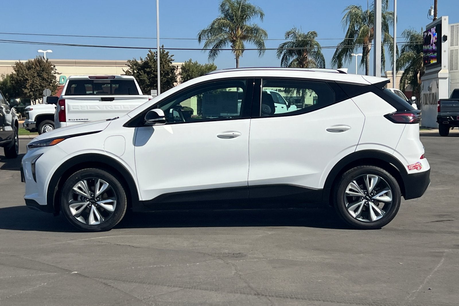 2023 Chevrolet Bolt EUV LT