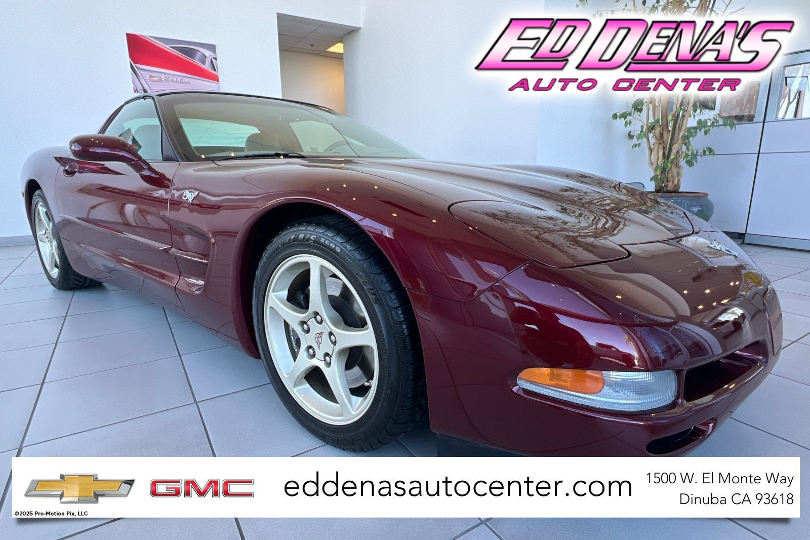 2003 Chevrolet Corvette 2dr Cpe