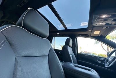 2023 GMC Yukon SLT