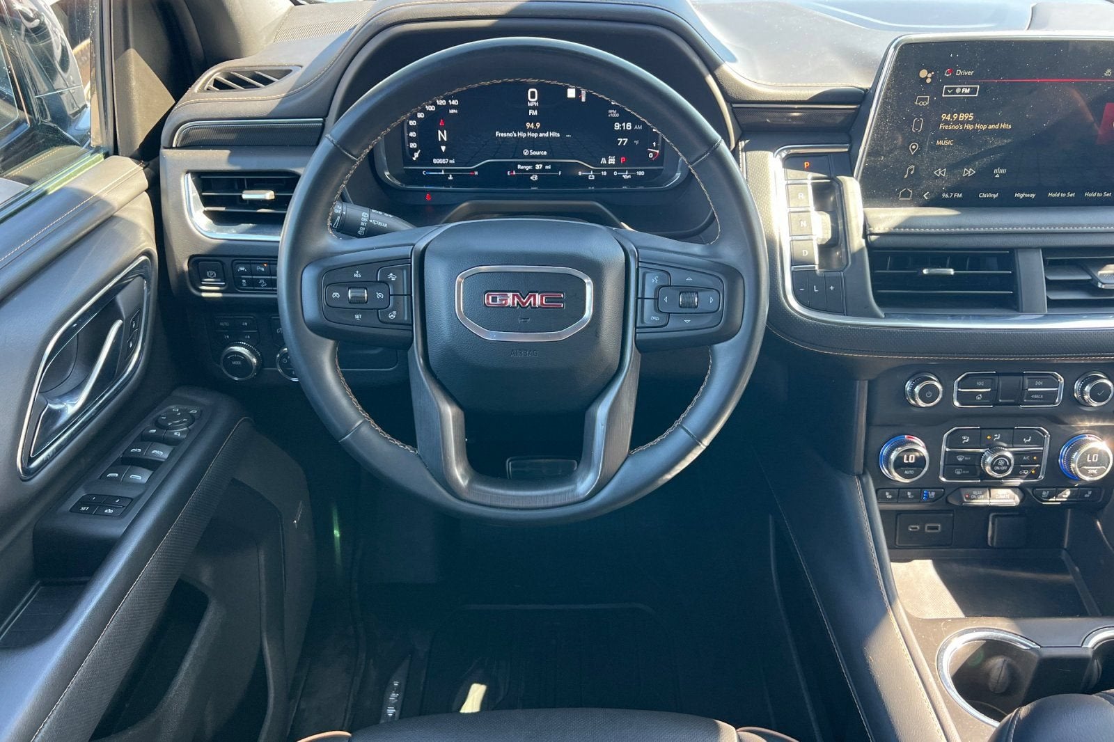 2023 GMC Yukon AT4