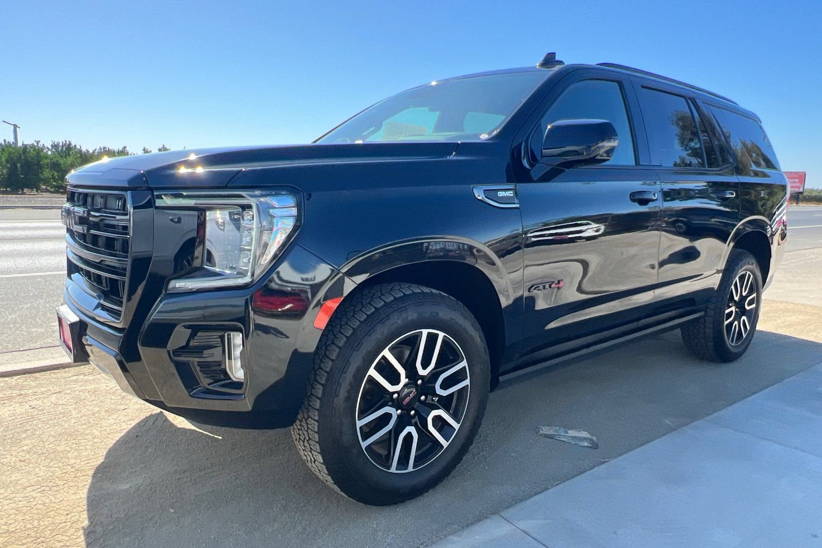 2023 GMC Yukon AT4