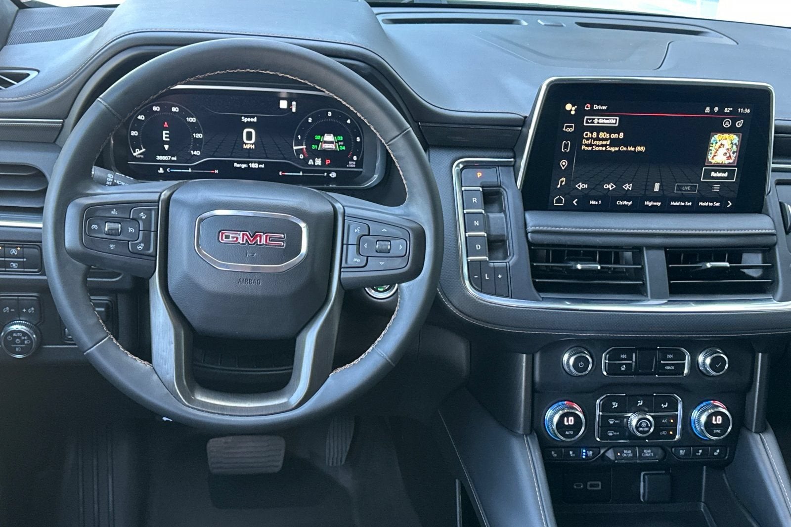 2023 GMC Yukon XL AT4