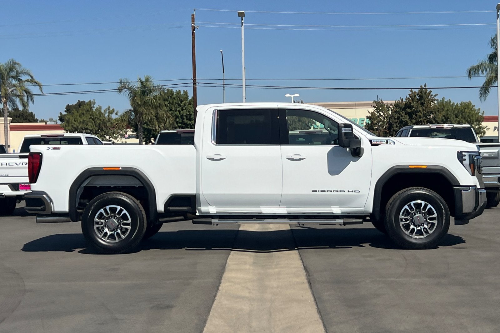 2026 GMC Sierra 2500 HD SLE