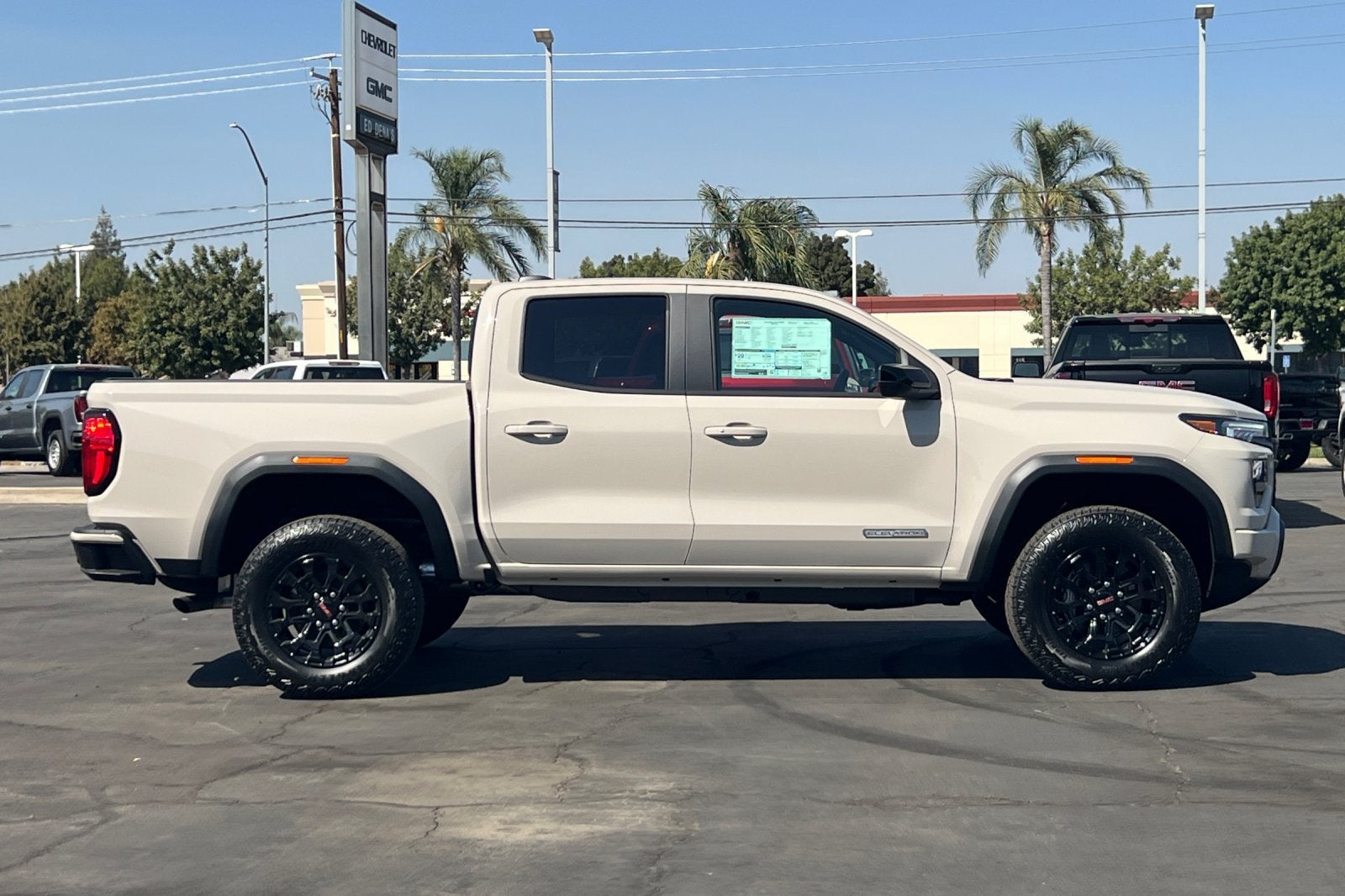2026 GMC Canyon Elevation
