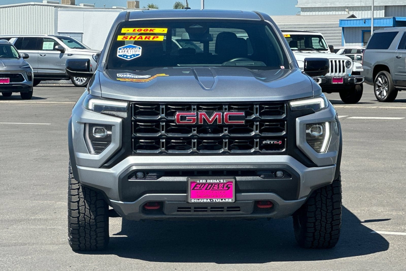 2023 GMC Canyon AT4