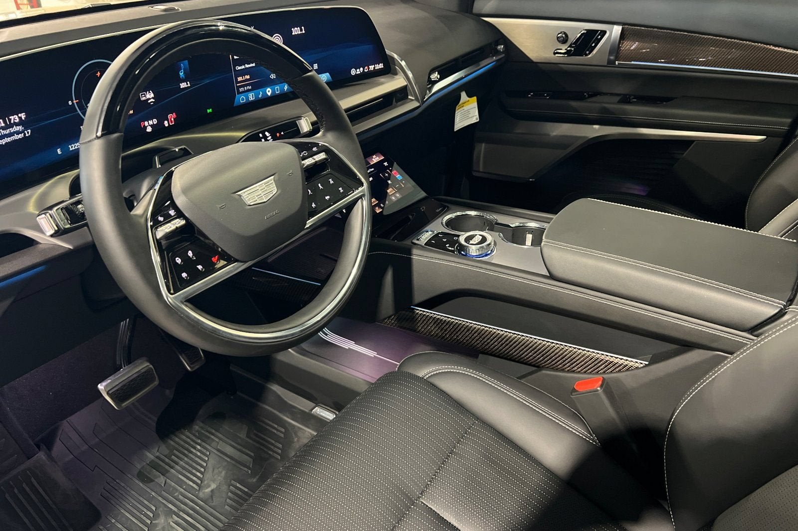 2026 Cadillac VISTIQ Sport