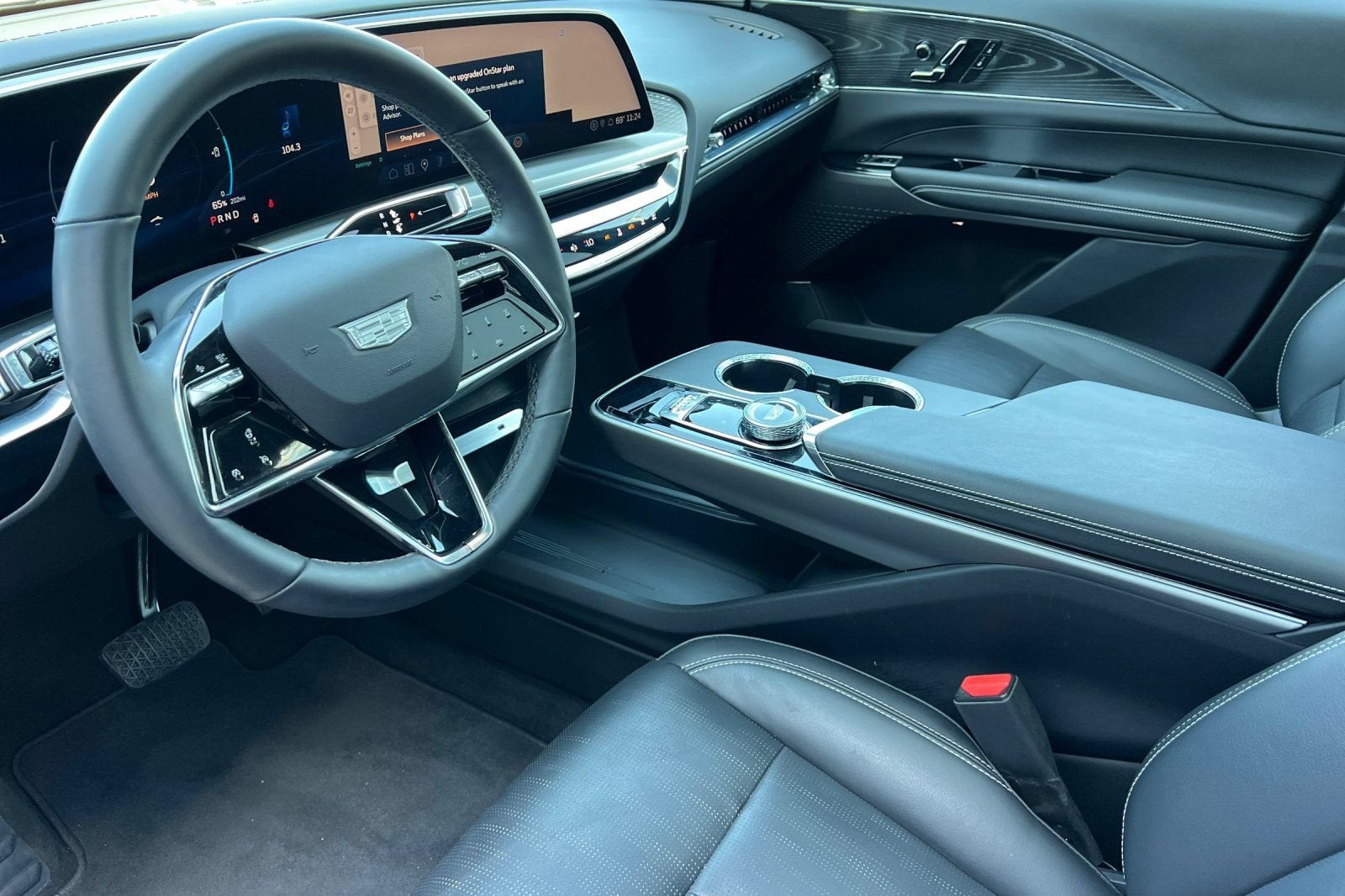 2024 Cadillac LYRIQ Sport 1