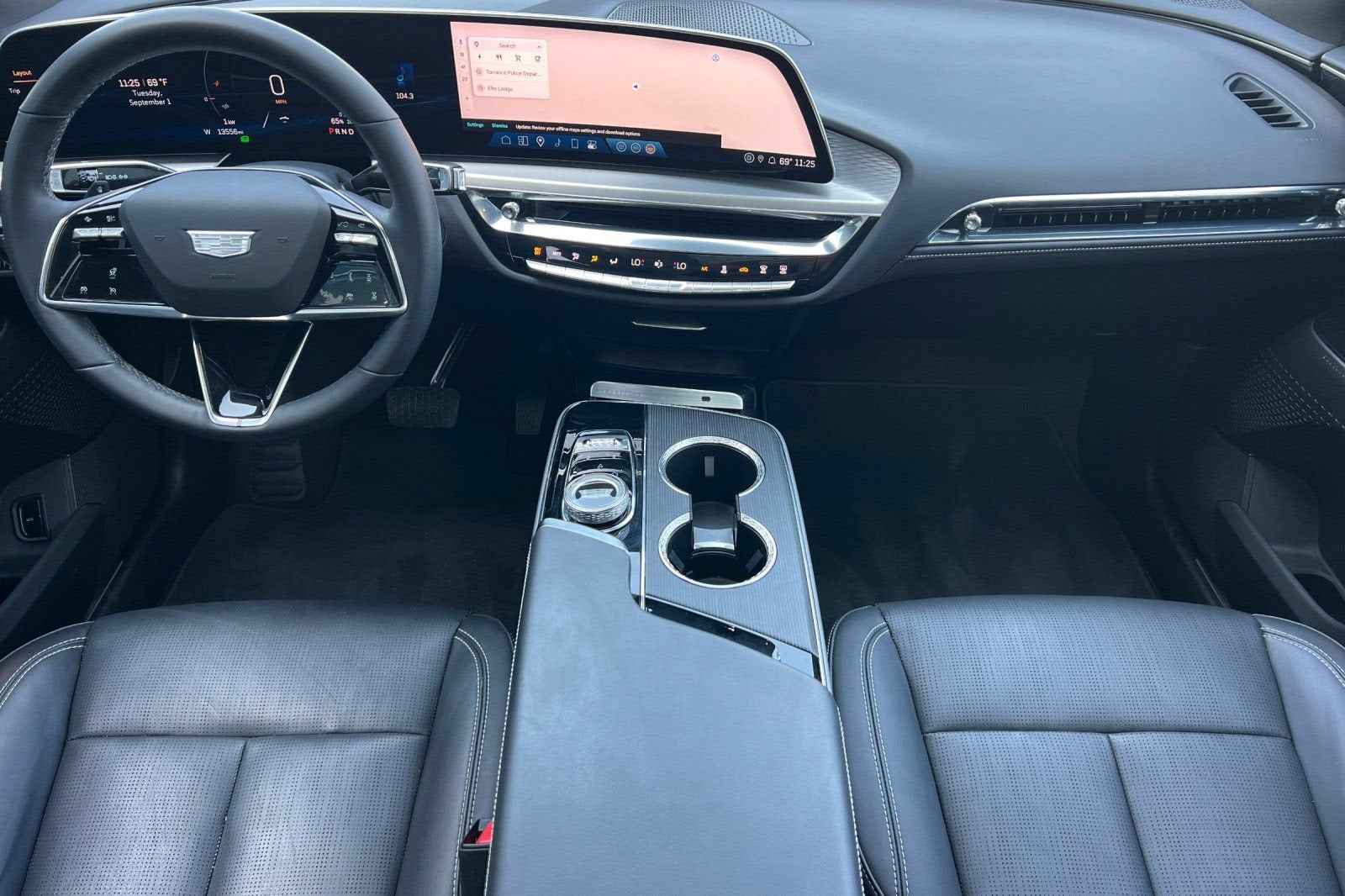 2024 Cadillac LYRIQ Sport 1