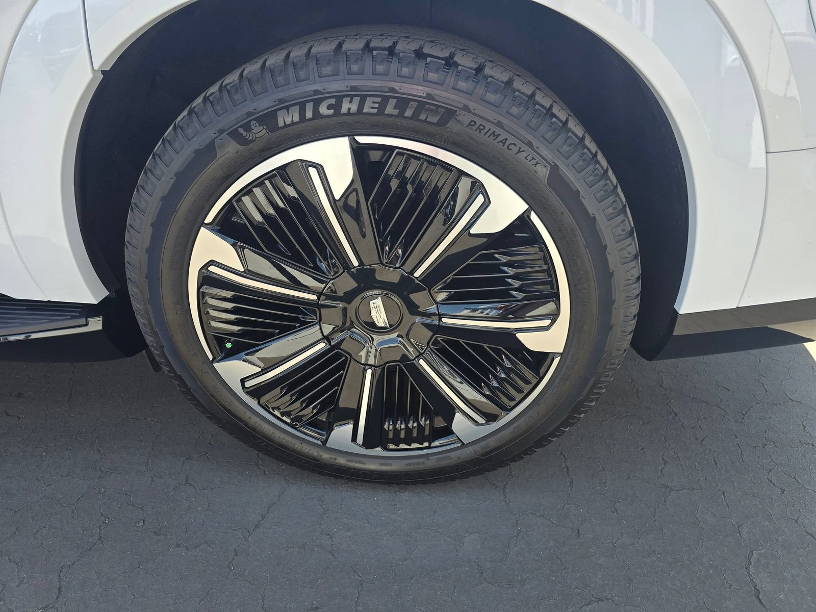 2026 Cadillac ESCALADE IQL Premium Sport