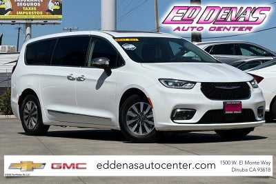 2023 Chrysler Pacifica Hybrid Limited