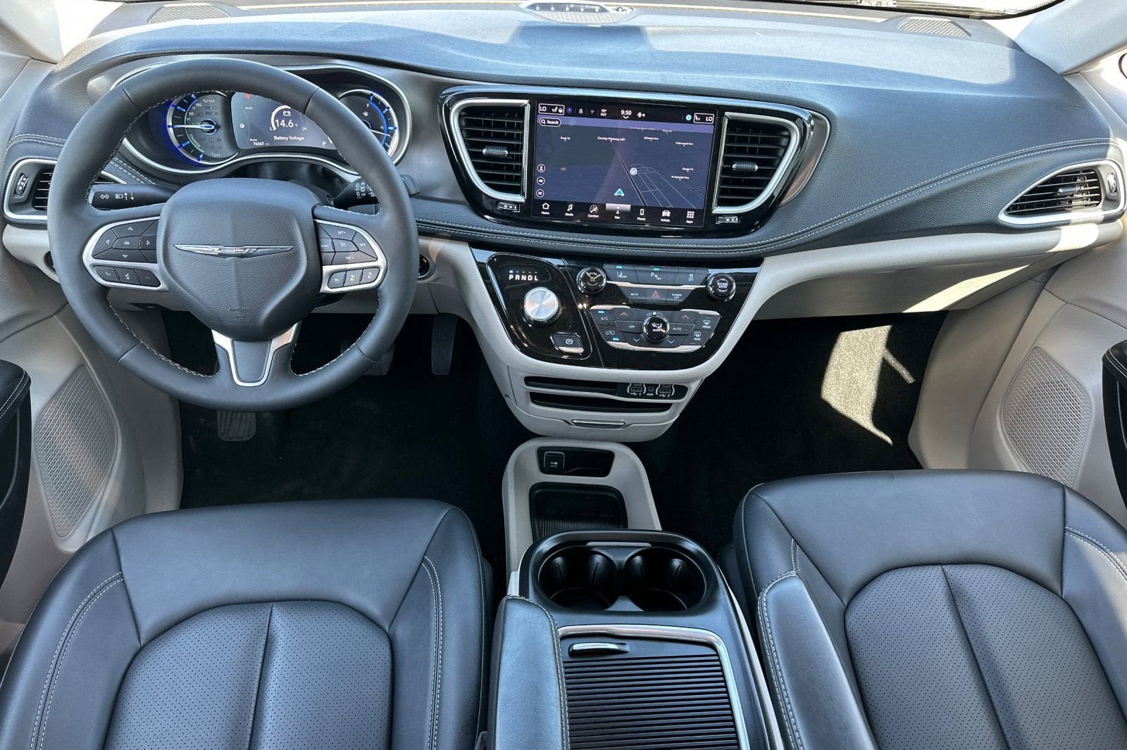 2024 Chrysler Pacifica Hybrid Select