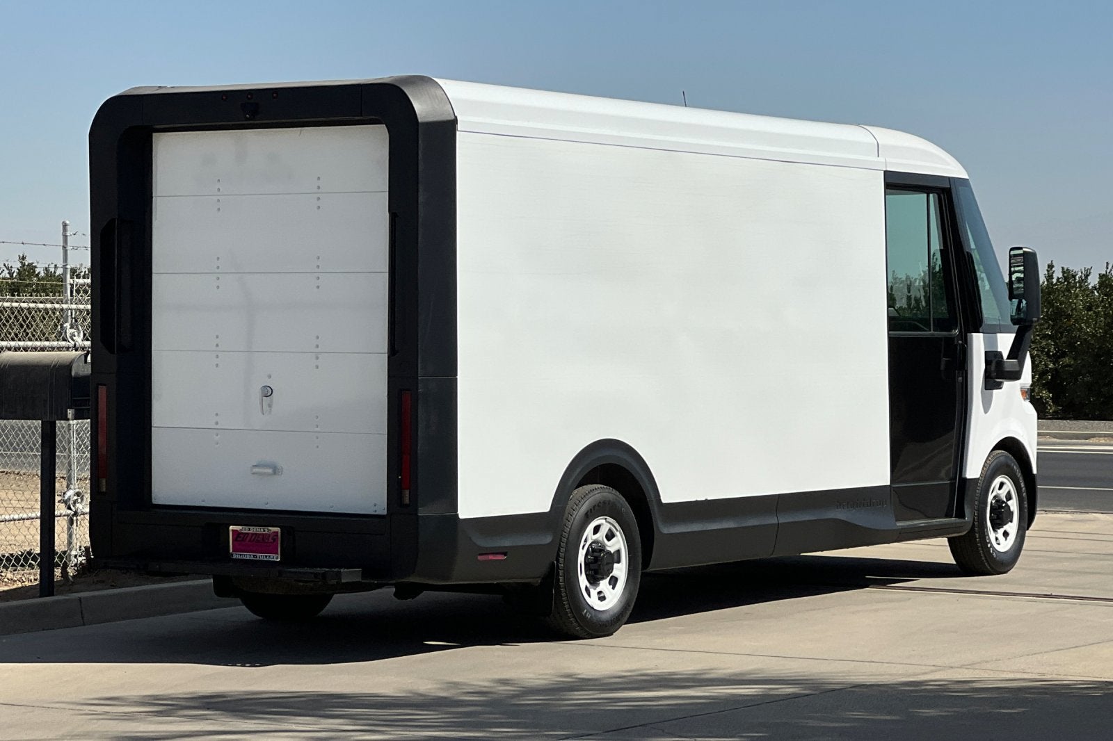 2023 BrightDrop Zevo 600 EJY
