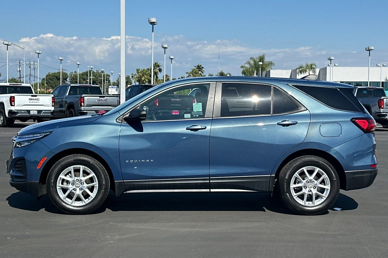 2024 Chevrolet Equinox LS
