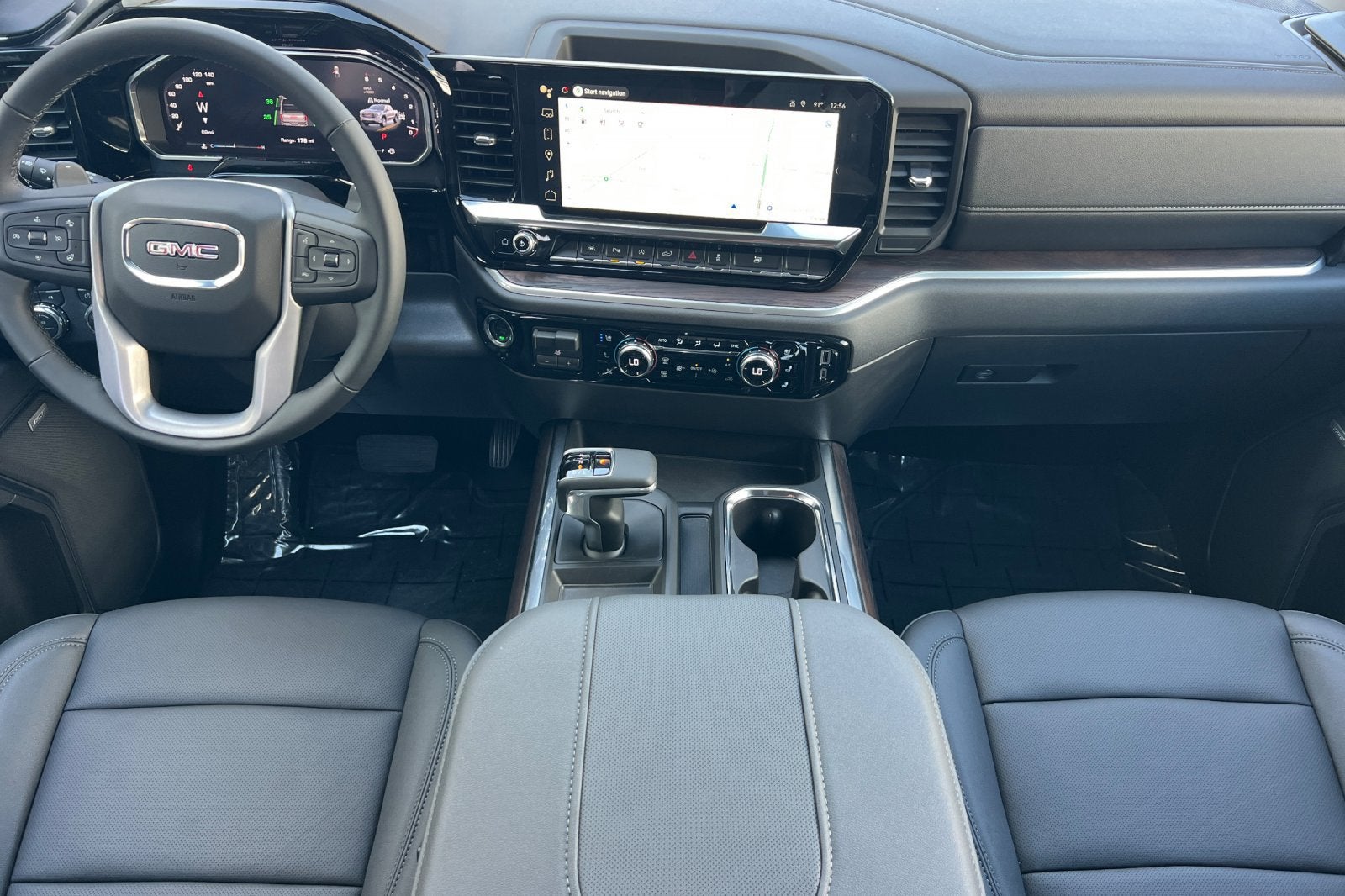2026 GMC Sierra 1500 SLT - Photo 15