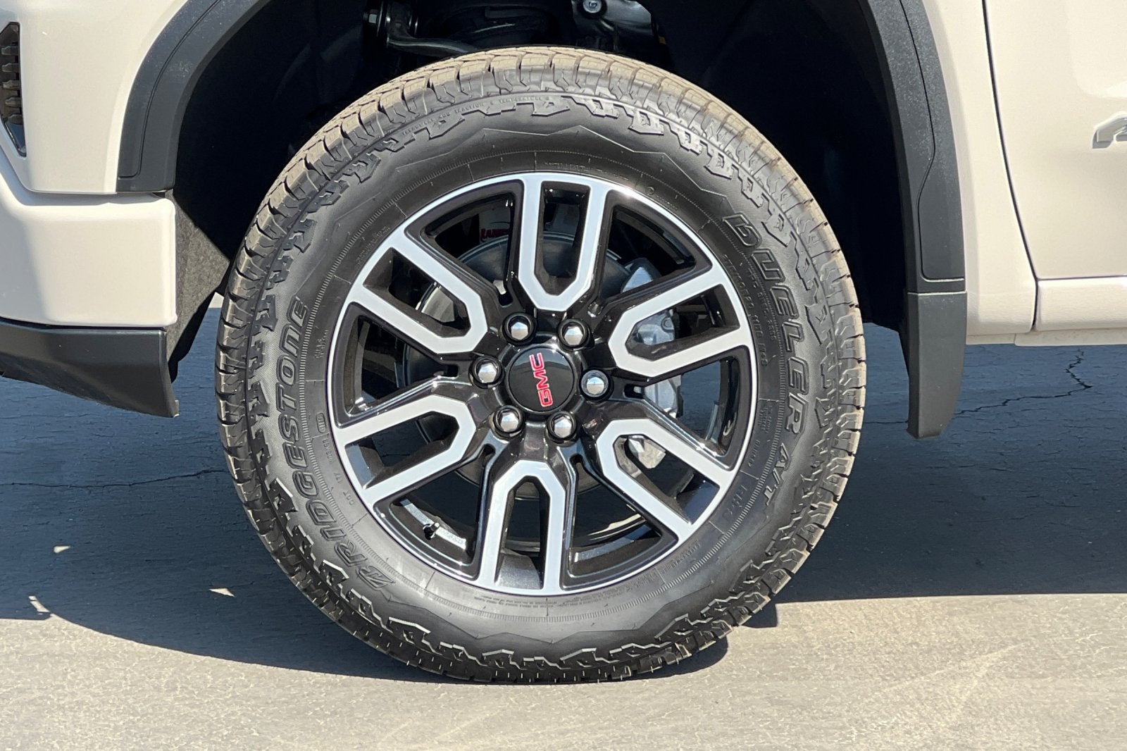 2026 GMC Sierra 1500 AT4 - Photo 27