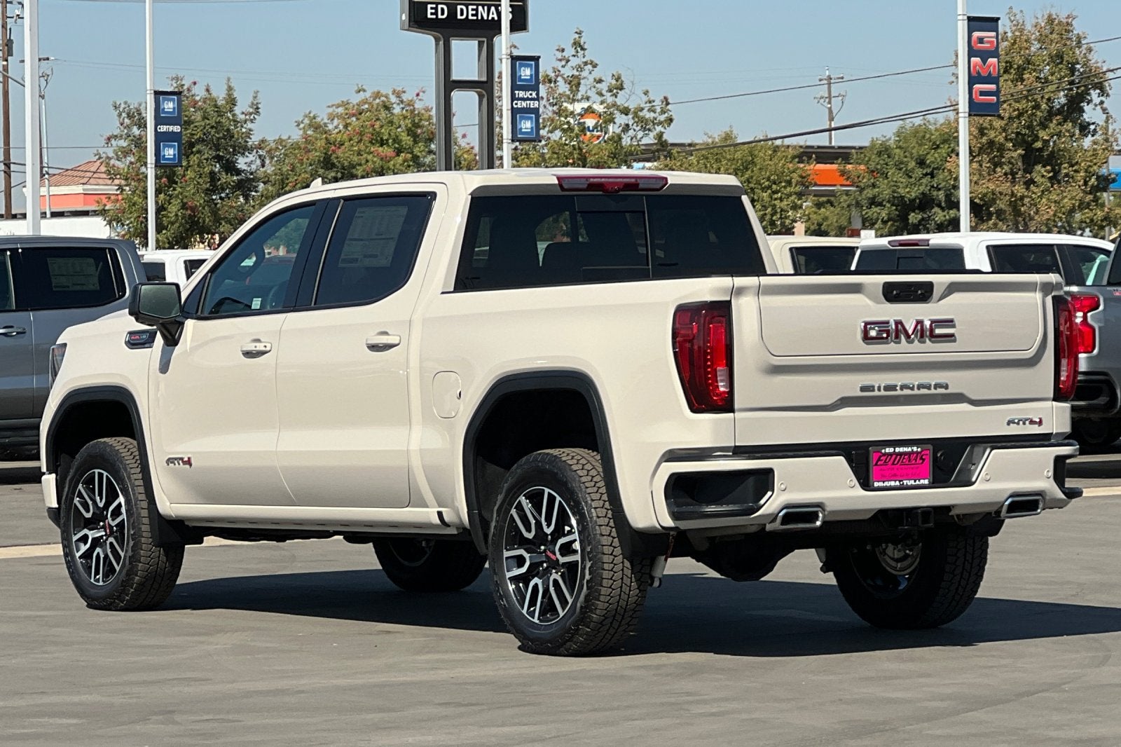 2026 GMC Sierra 1500 AT4 - Photo 7