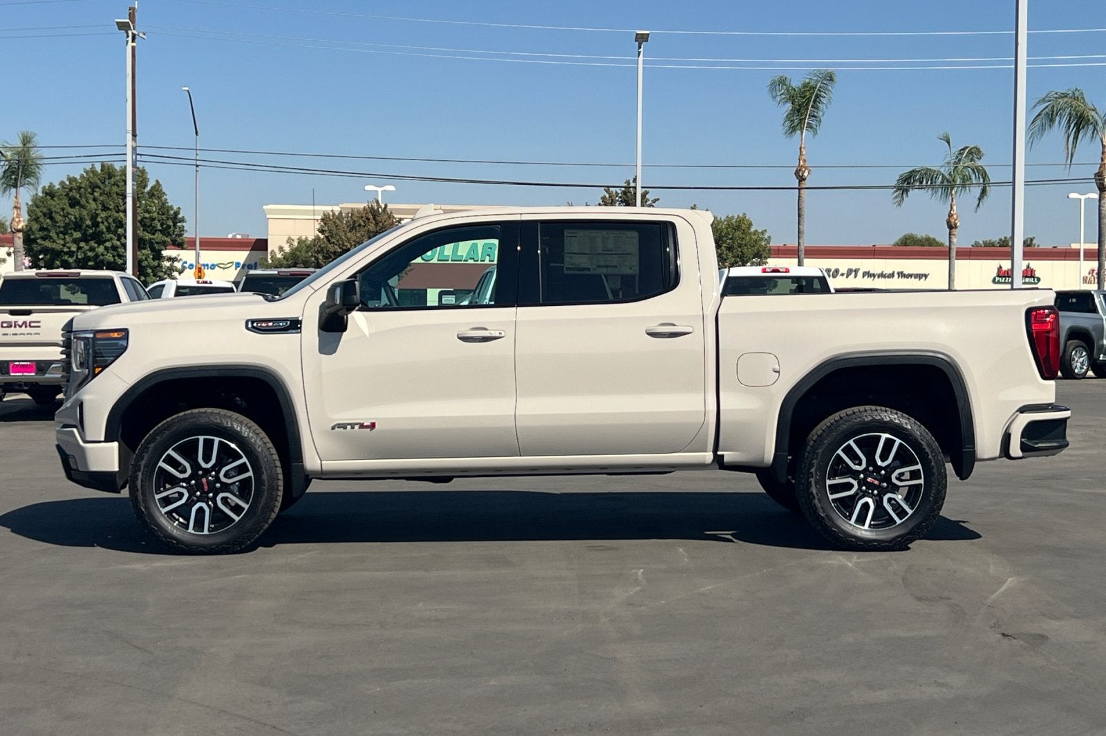 2026 GMC Sierra 1500 AT4 - Photo 8