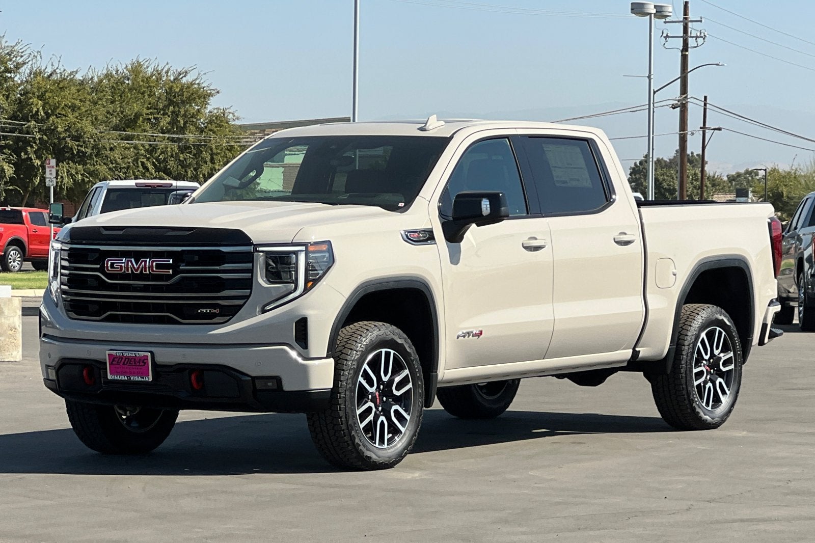 2026 GMC Sierra 1500 AT4 - Photo 9