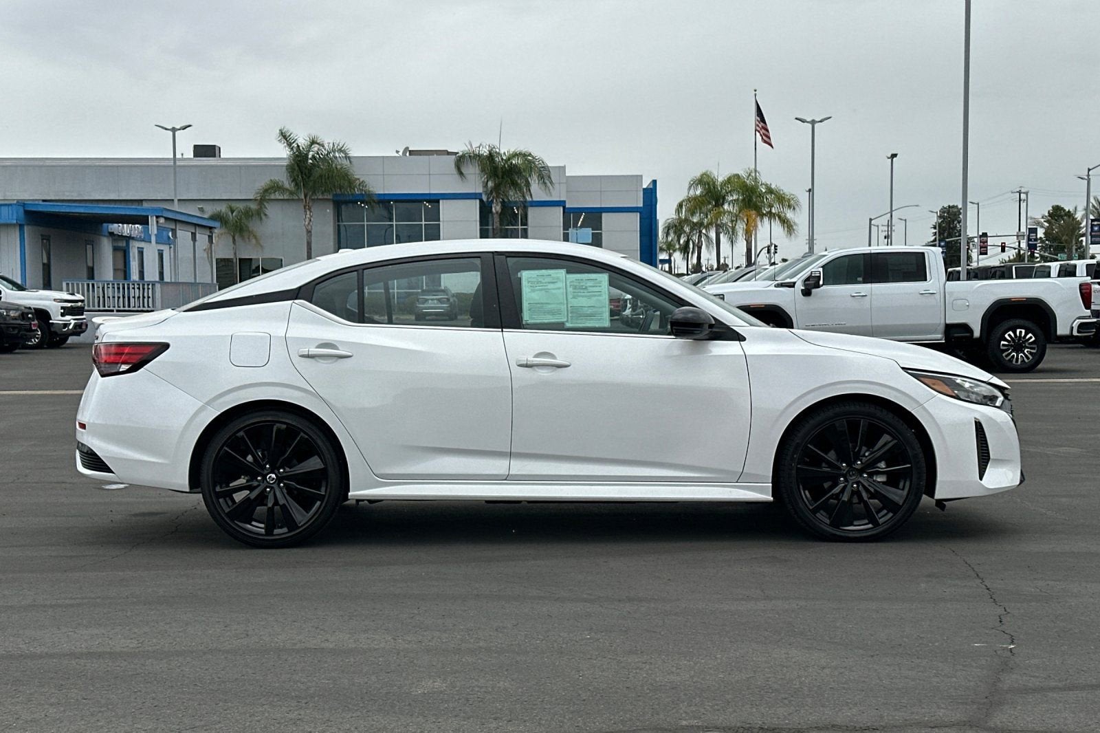 2025 Nissan Sentra SR