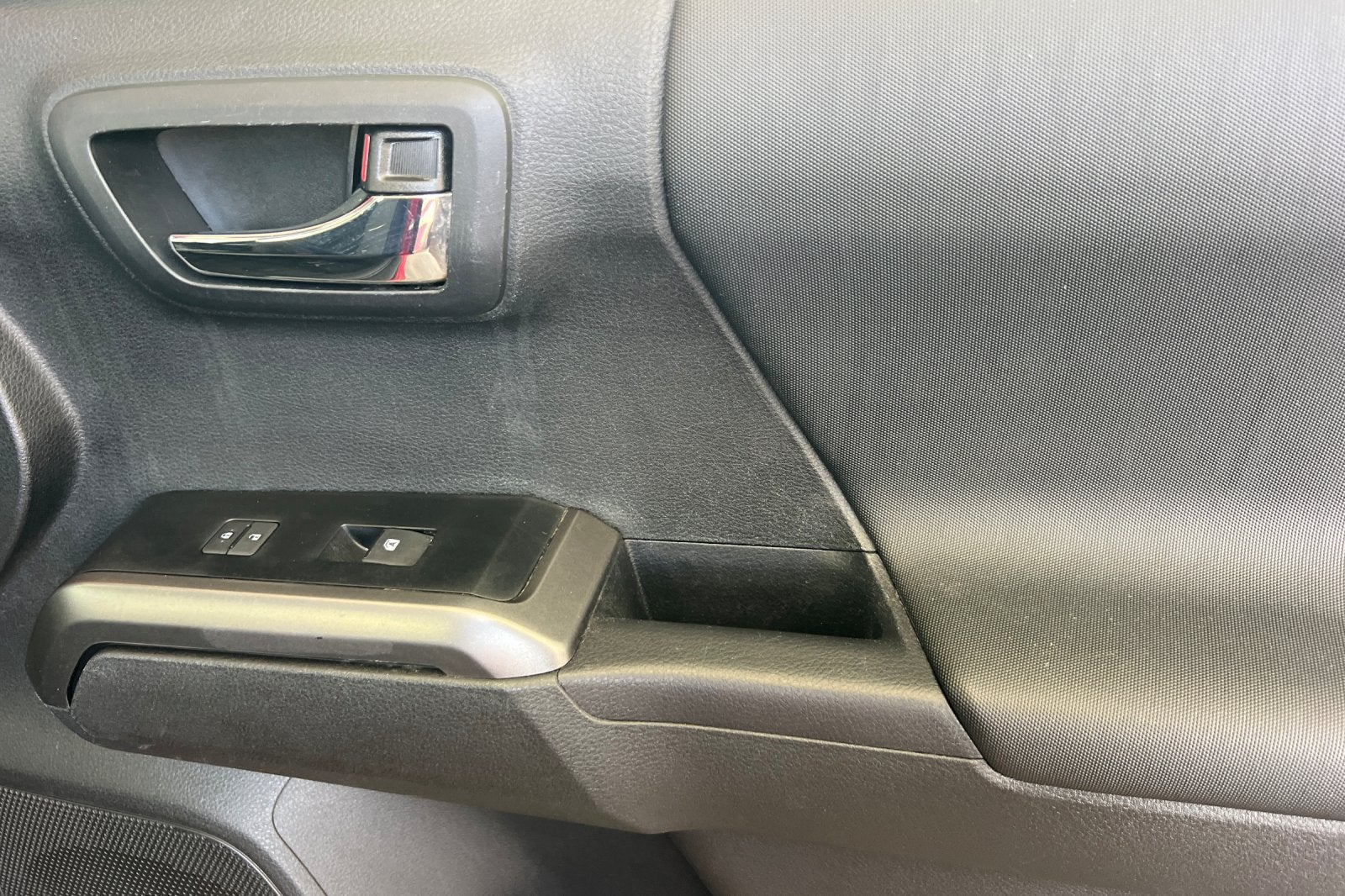 2023 Toyota Tacoma 4WD SR5