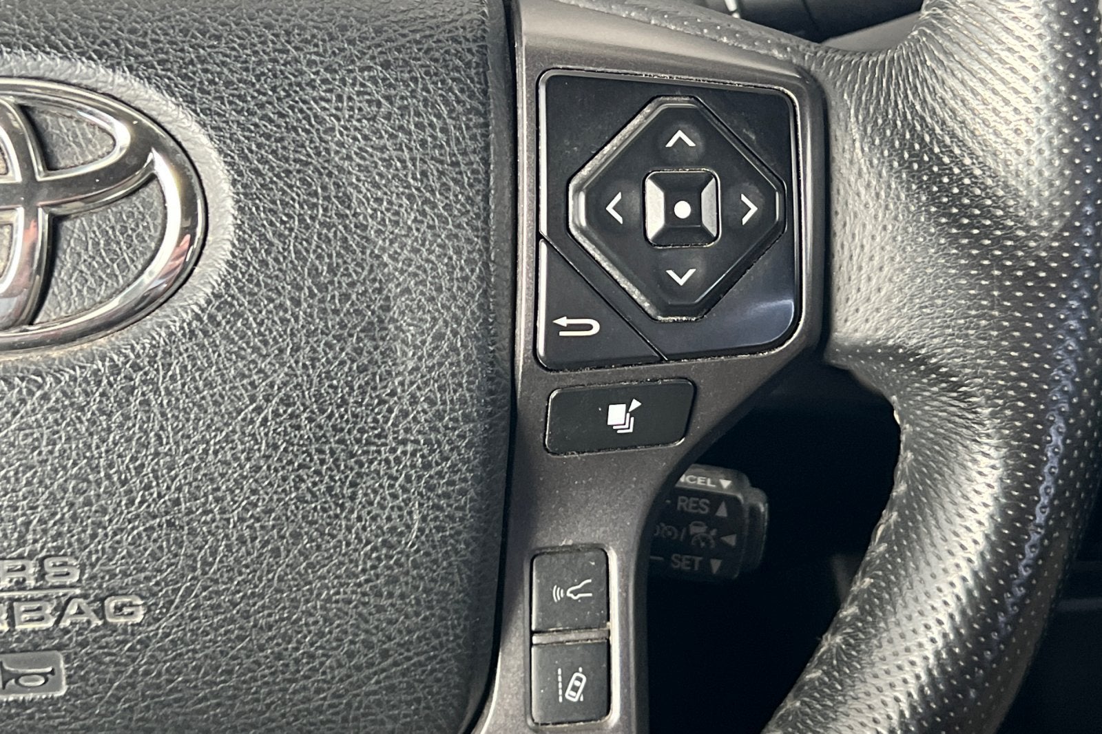 2023 Toyota Tacoma 4WD SR5