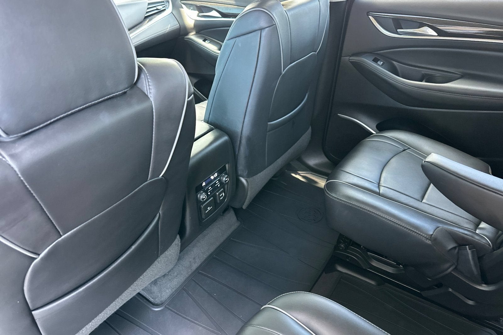2020 Buick Enclave Avenir