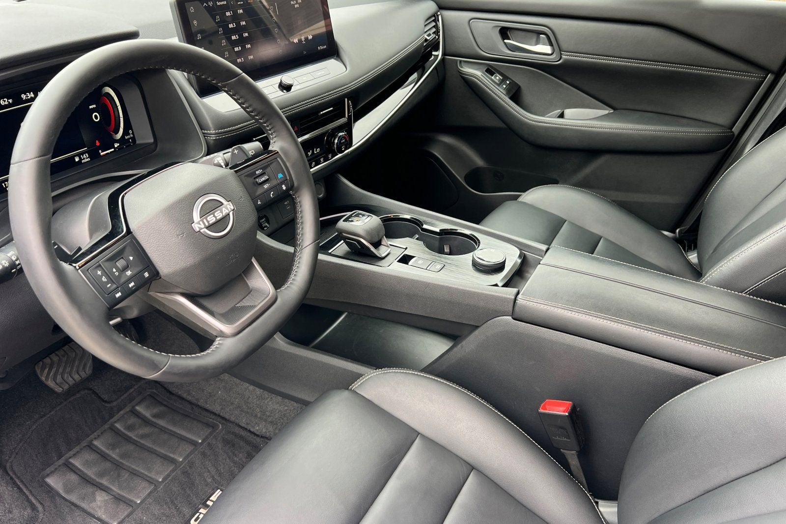 2026 Nissan Rogue SL