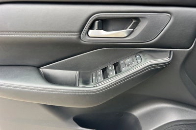 2026 Nissan Rogue SL