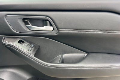 2026 Nissan Rogue SL