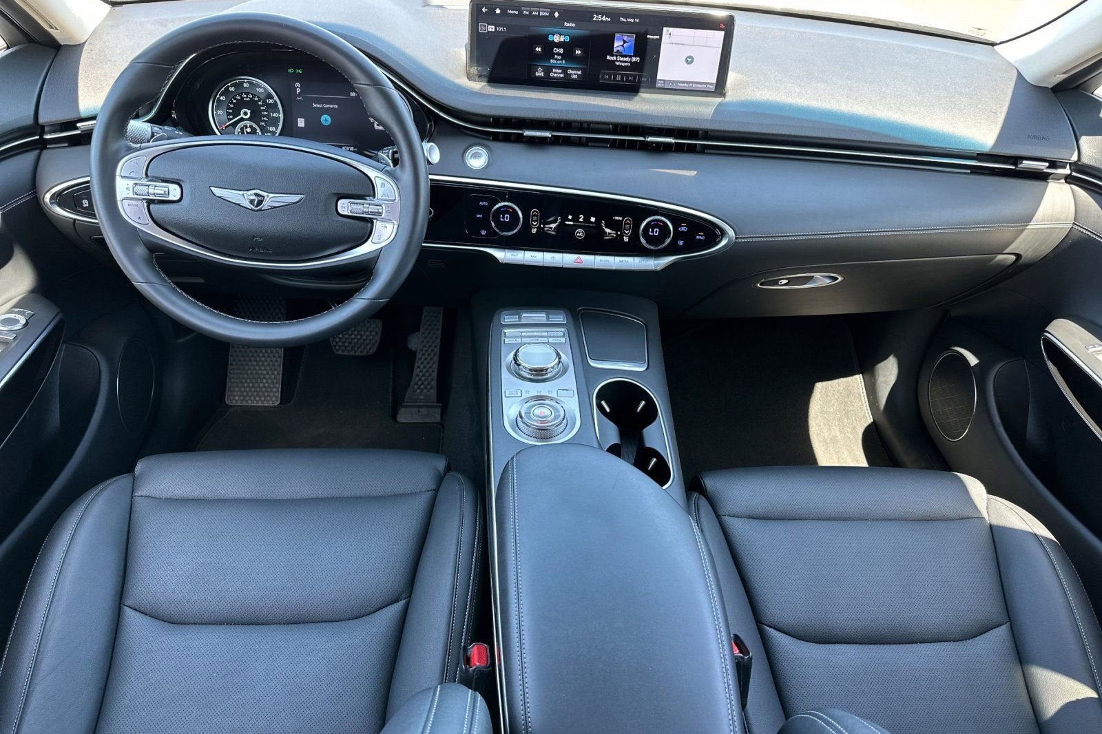 2025 Genesis GV70 2.5T