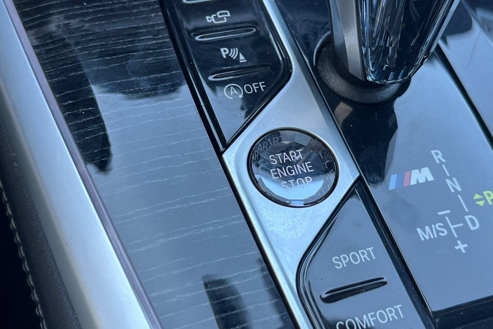 2020 BMW X7 M50i