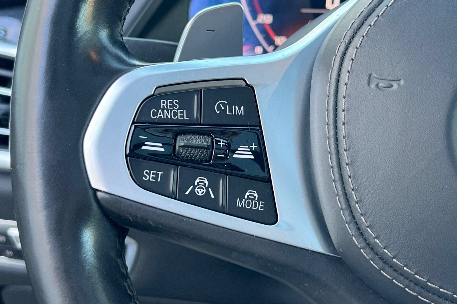 2020 BMW X7 M50i