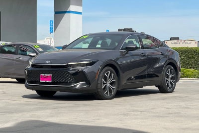 2024 Toyota Crown XLE