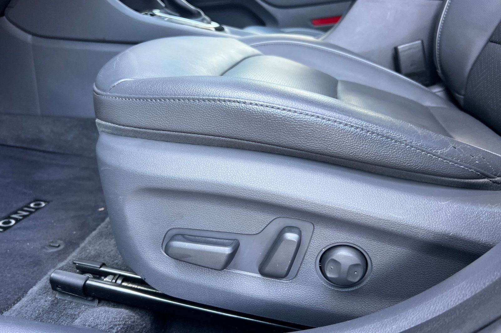 2022 Hyundai Ioniq Plug-In Hybrid Limited