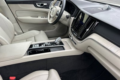 2021 Volvo XC60 Inscription Expression