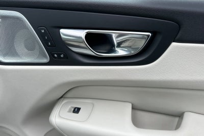 2021 Volvo XC60 Inscription Expression