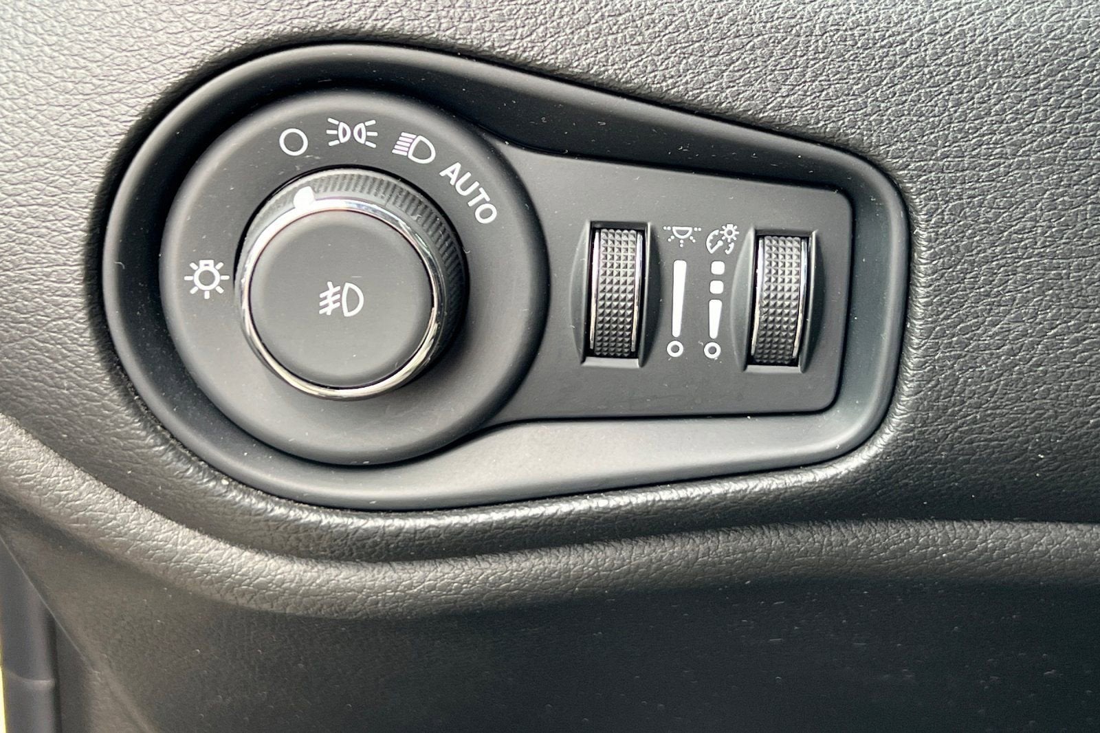 2023 Jeep Renegade Upland